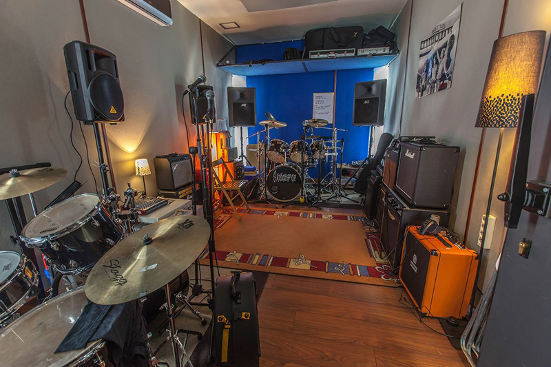 Locales de ensayo insonorizados