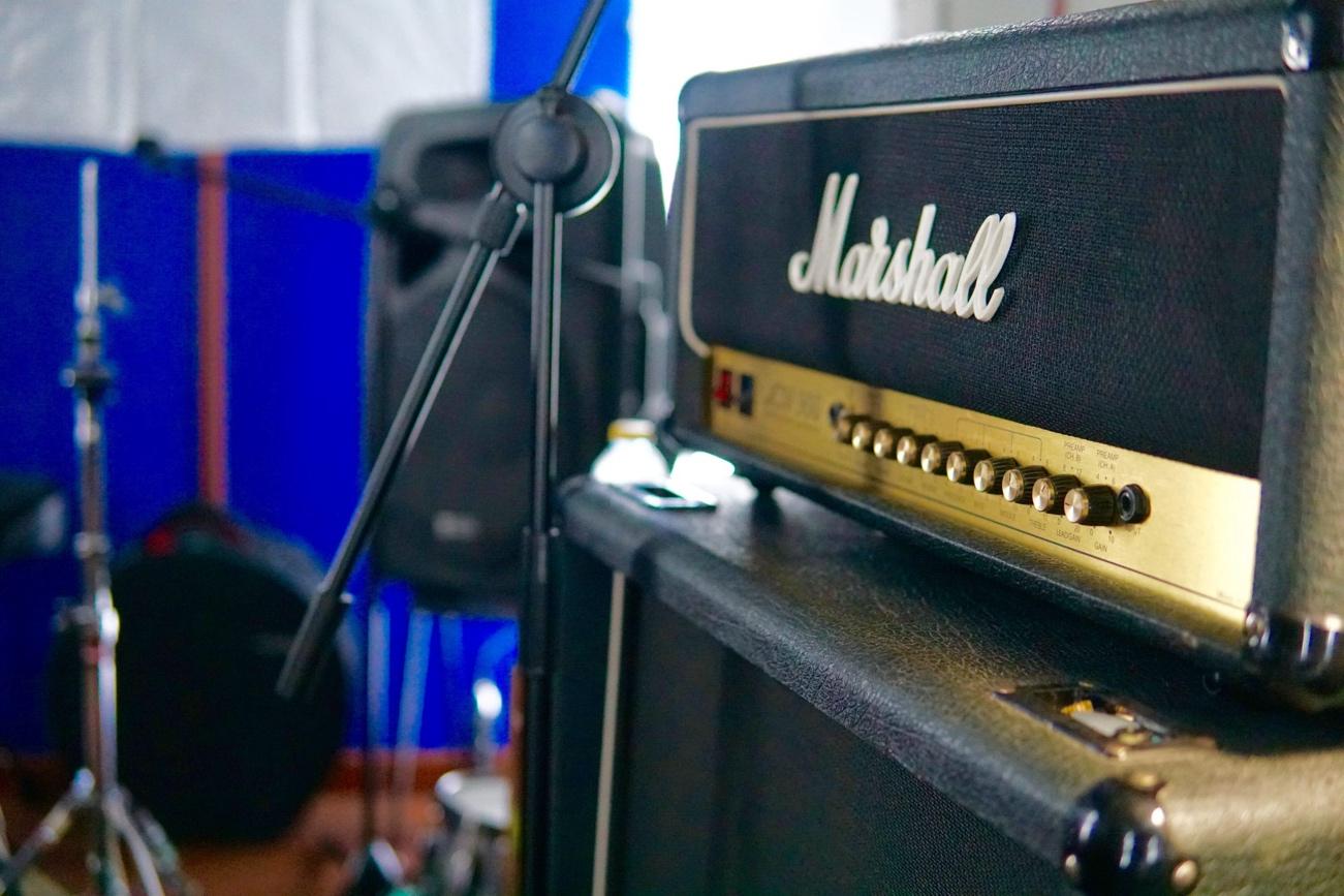 Instalaciones de locales Ton y Son