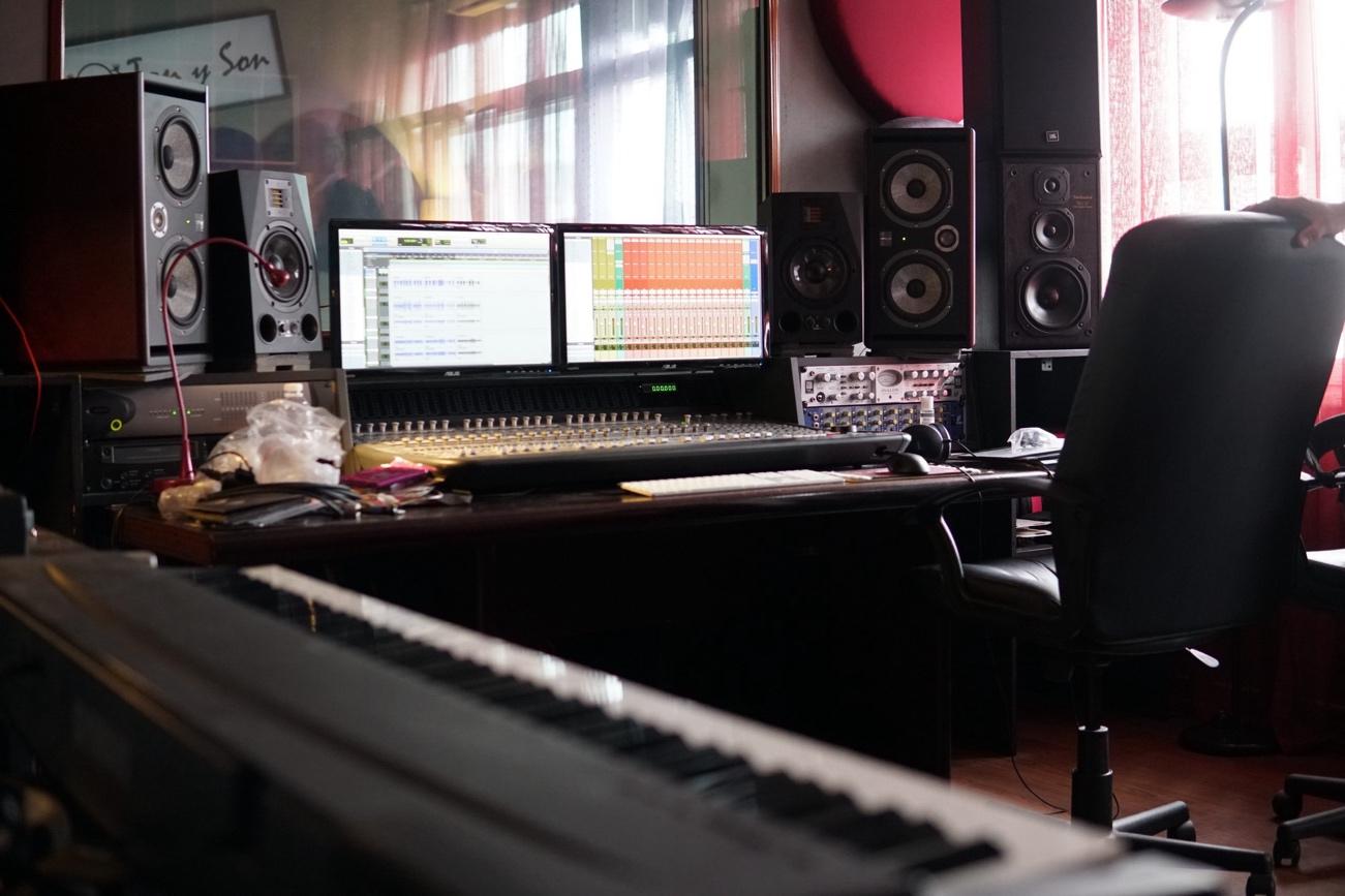 Estudio de grabación profesional - Ton y Son